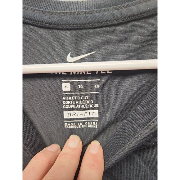 Nike  Dri Fit T Shirt Mens Size XL Black Crewneck Short Sleeve - Picture 2 of 4